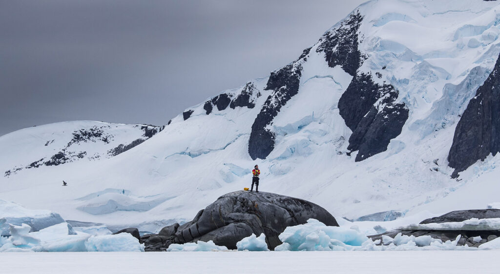 Wild Connections kayak antarctica 03